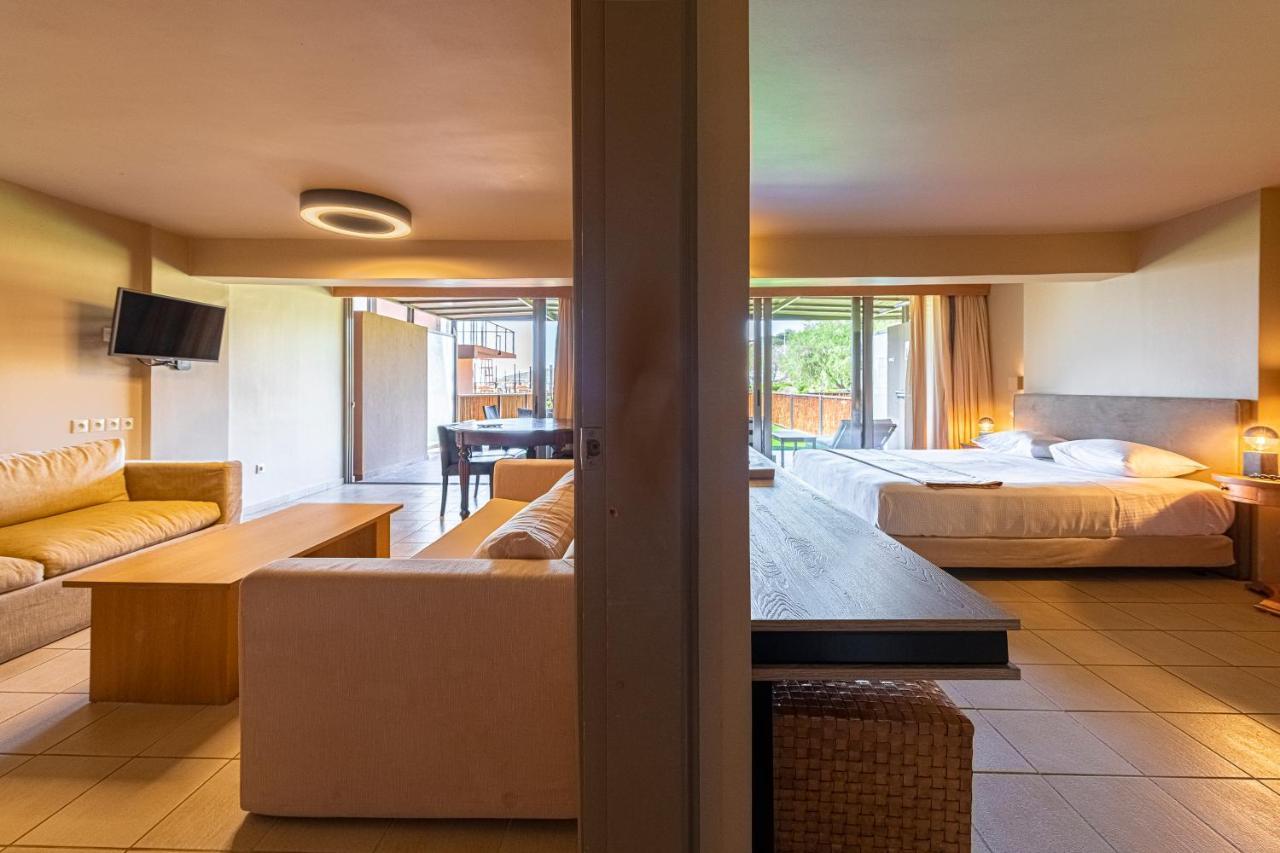 Aegeon Beach Hotel سونيو المظهر الخارجي الصورة