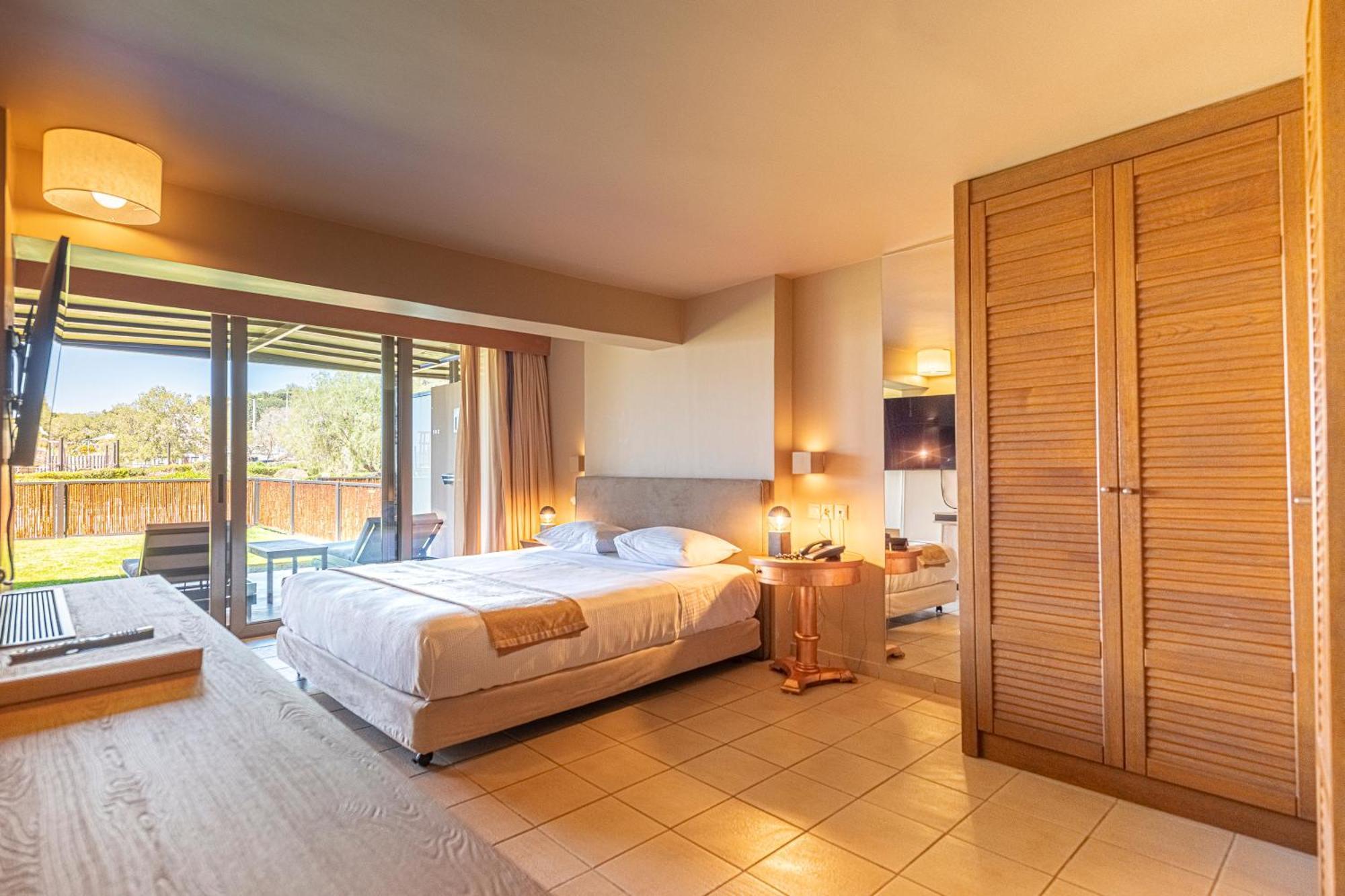 Aegeon Beach Hotel سونيو الغرفة الصورة